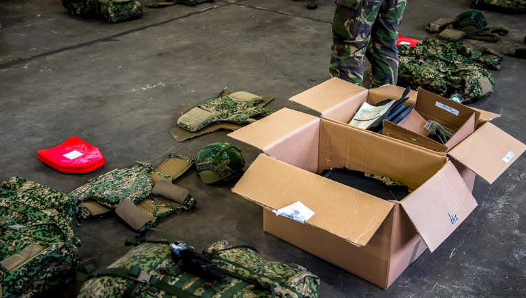 werken in niet militaire functies